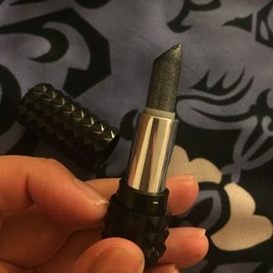 Kat Von D studded kiss miniature in NaYeon